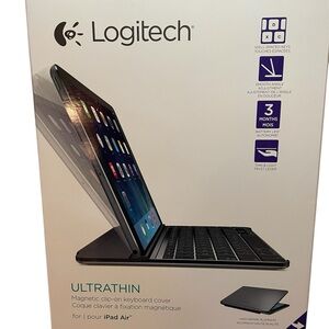 Logitech Ultrathin Magnetic Keyboard Cover - Black